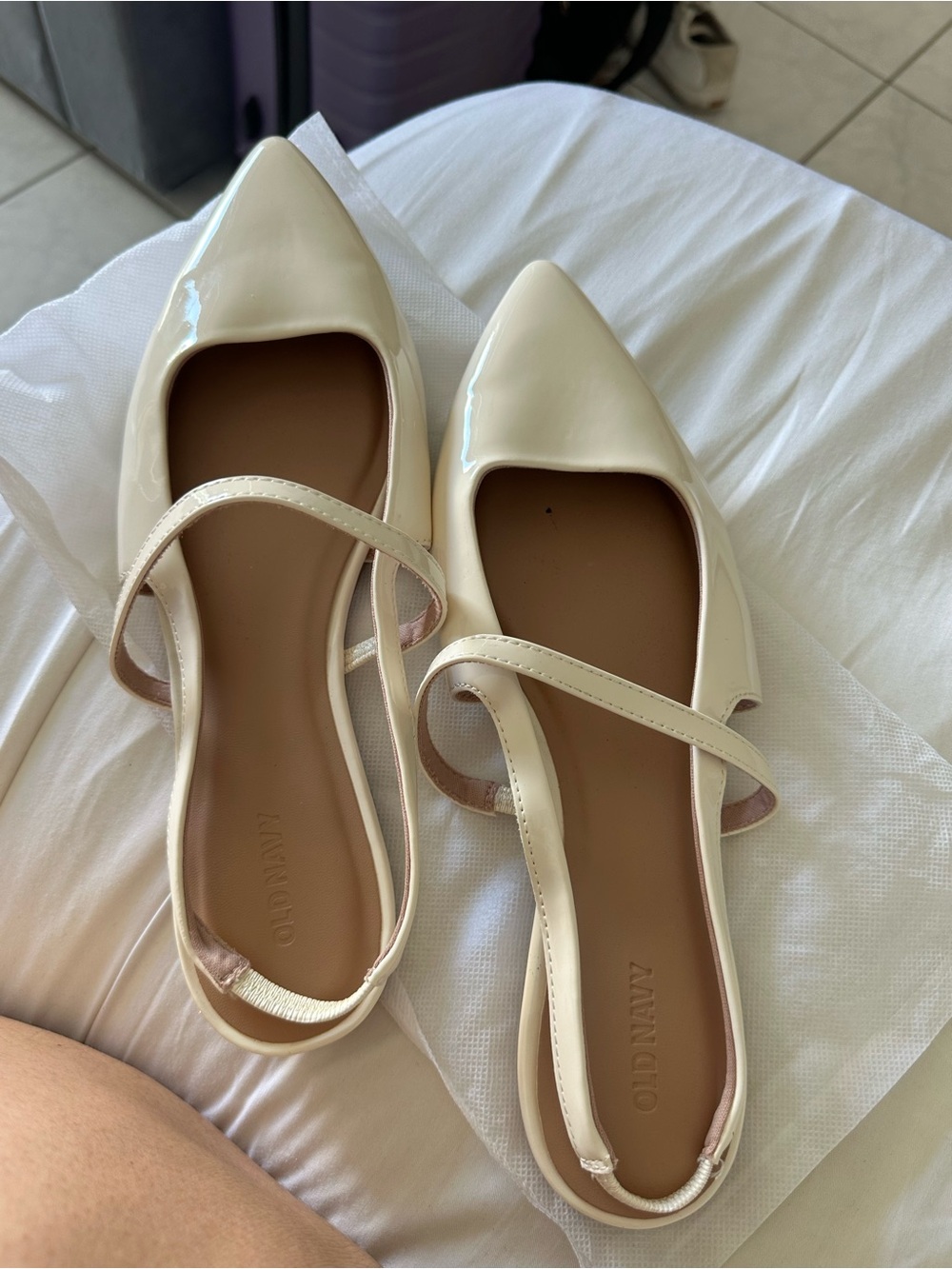 Old Navy Cream Patent Pointed Mary Jane Flats